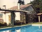 Torre se�orial con jard�n de 2800 m2 y piscina