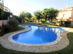 Zona comunitaria con piscina