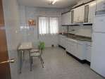 Ref. : 54 piso de 3 habitaciones, amueblado.