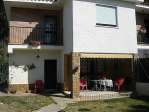 Chalet cerca de la playa, jard�n, porche y