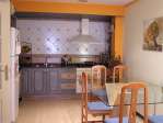 Precioso bajos con jardin y estudio