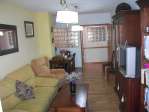 Se alquila vivienda con plaza de garaje