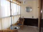 Se alquila estudio en playa san juan con jardin y