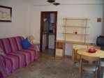 Estudio amueblado con cocina independiente