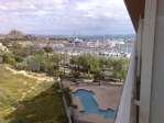 Bonito estudio con piscina en edificio de alto