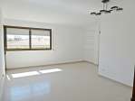 Piso de 3 habitaciones y parking zona Escorxador