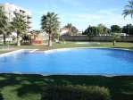 1 Linea de mar con terraza y piscina