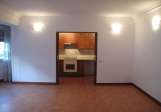 Bonito piso sin amueblar con balc�n