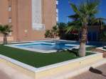 Urbanizaci�n con piscina y garaje
