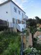 Casa con dos viviendas independientes