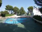 Bonito estudio con terraza y piscina cerca de la
