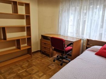 Imagen Alquilamos piso cinco dormitorios