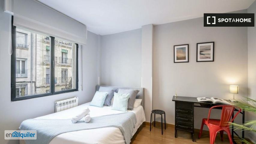 Apartamento de 2 dormitorios en alquiler en Palos De Moguer, Madrid