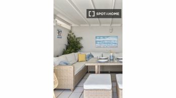 Imagen Furnished apartment for rent with elevator in Valencia