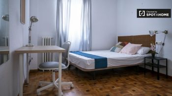 Imagen Furnished room for rent with elevator in Valencia