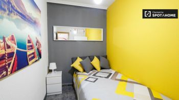 Imagen Aluga-se quarto mobiliado com elevador