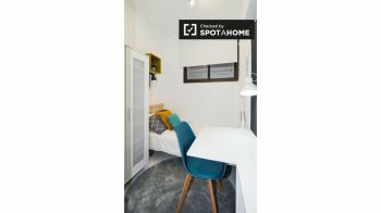 Imagen Furnished room for rent with elevator in Barcelona