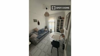 Imagen Furnished apartment for rent with elevator in Barcelona