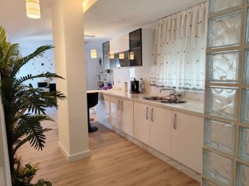 Imagen Alquiler piso ascensor Calzada - bajo de guía