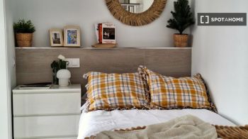 Imagen Furnished studio for rent in Seville