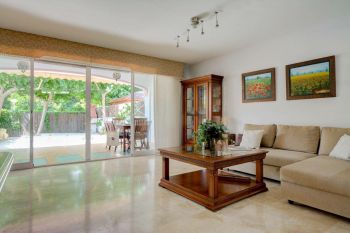 Vivienda similar