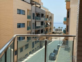 Imagen Alquiler de Piso 3 dormitorios, 2 baños, 1 garajes, Buen estado, en Aguadulce, Almería