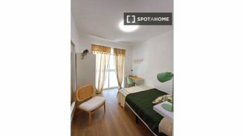 Imagen Room for rent on a terrace in Valencia