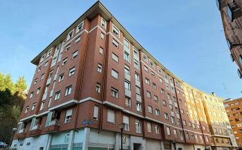 Imagen Alquiler piso amueblado ascensor Ibaiondo