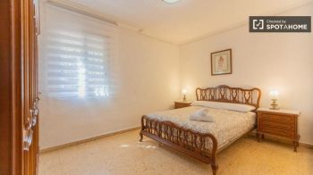 Imagen Piso de 3 habitaciones en alquiler en En Corts, Valencia, profesionales y estudiantes bienvenidos