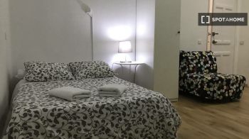 Imagen Estudio minimalista en alquiler en Moncloa