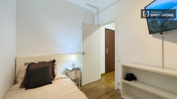 Imagen Ascensore in affitto per camere ammobiliate a Barcellona