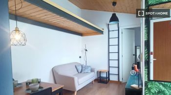 Imagen Studio for rent with terrace in Seville