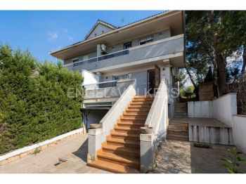 Imagen Alquiler casa trastero y piscina Zona el vedat