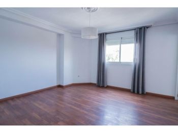 Imagen Alquiler piso ascensor Centro rambla - plaza de toros