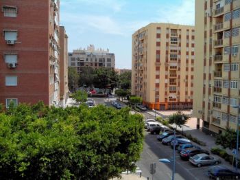 Imagen Alquiler de Piso 3 dormitorios, 2 baños, 0 garajes, Buen estado, en Almería, Almería