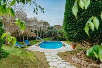 Vivienda similar