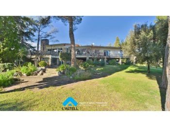 Imagen Alquiler casa piscina y garaje