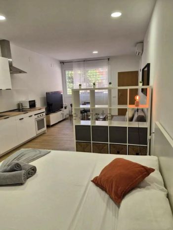 Imagen Estudio en calle Simeón Giménez Reyna, Carranque - Haza Cuevas, Málaga