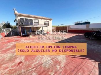 Imagen Chalet independiente con terreno de 2100 m2 en carranque! .