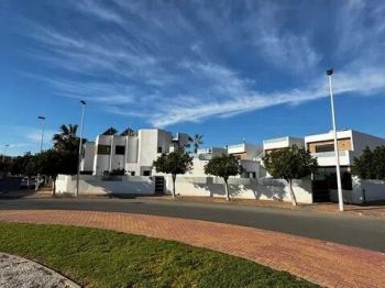 Vivienda similar